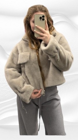 Geaca blana Lulu