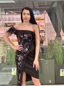 Rochie asimetrica cu paiete