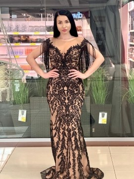 Rochie eleganta cu trena